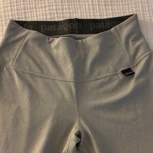 Patagonia mid-weight capilene base layer pants